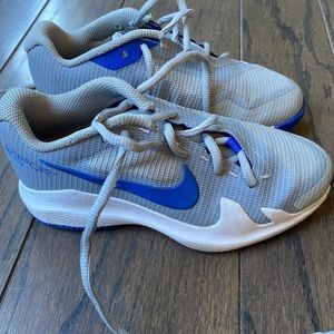 Nike Vapor Pro Tennis Shoes Grey and Blue Boys Size 1.5Y